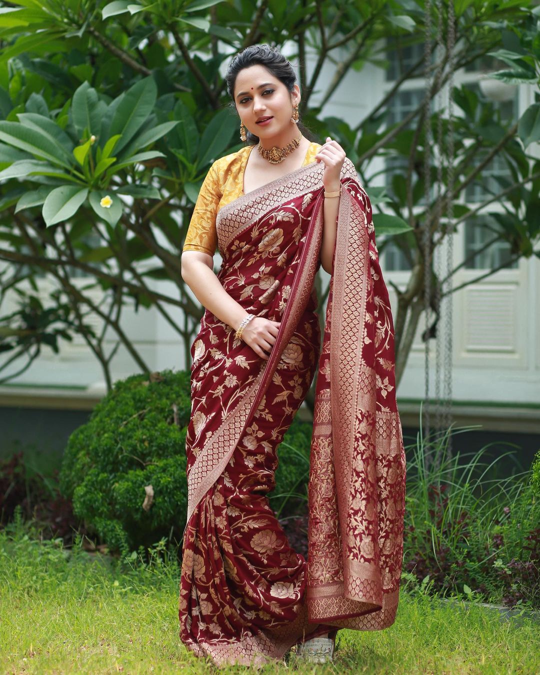 Malayalam Actress Miya George Images in Maroon Saree Yellow Blouse